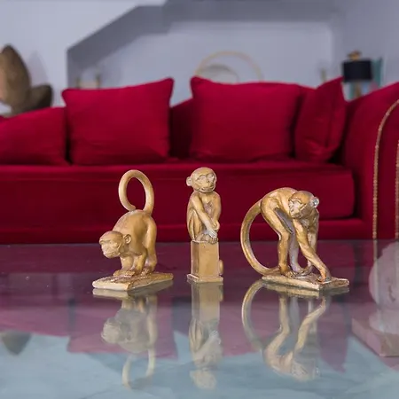 Gatsby Apartment